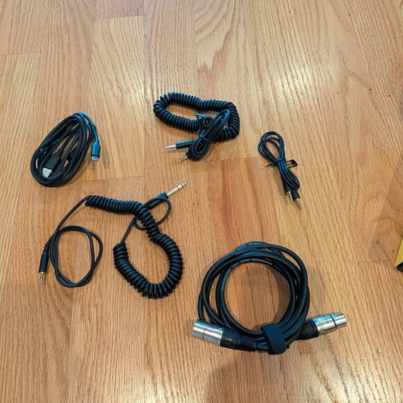 MAONO Audio Interface MaonoCaster 10-Channel Podcast Mixer AME2 Model NEW - Picture 6 of 15